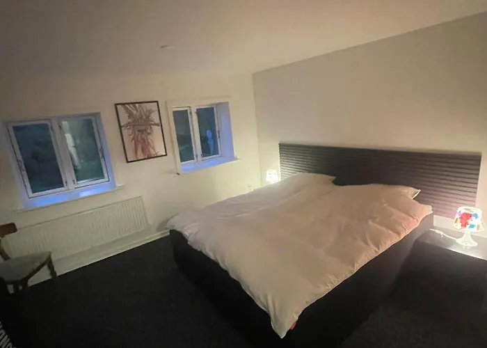 Villa - Private Parking